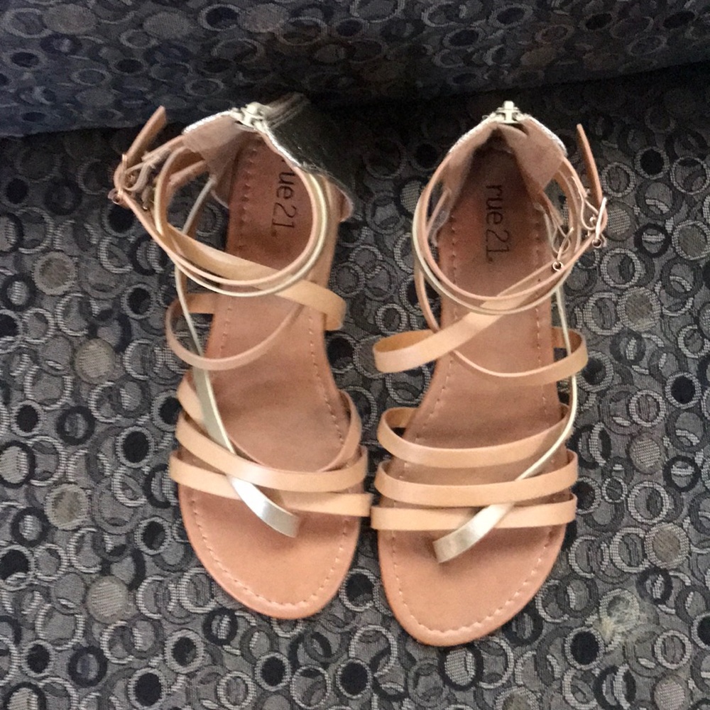 Sandals - Picture 2 of 5